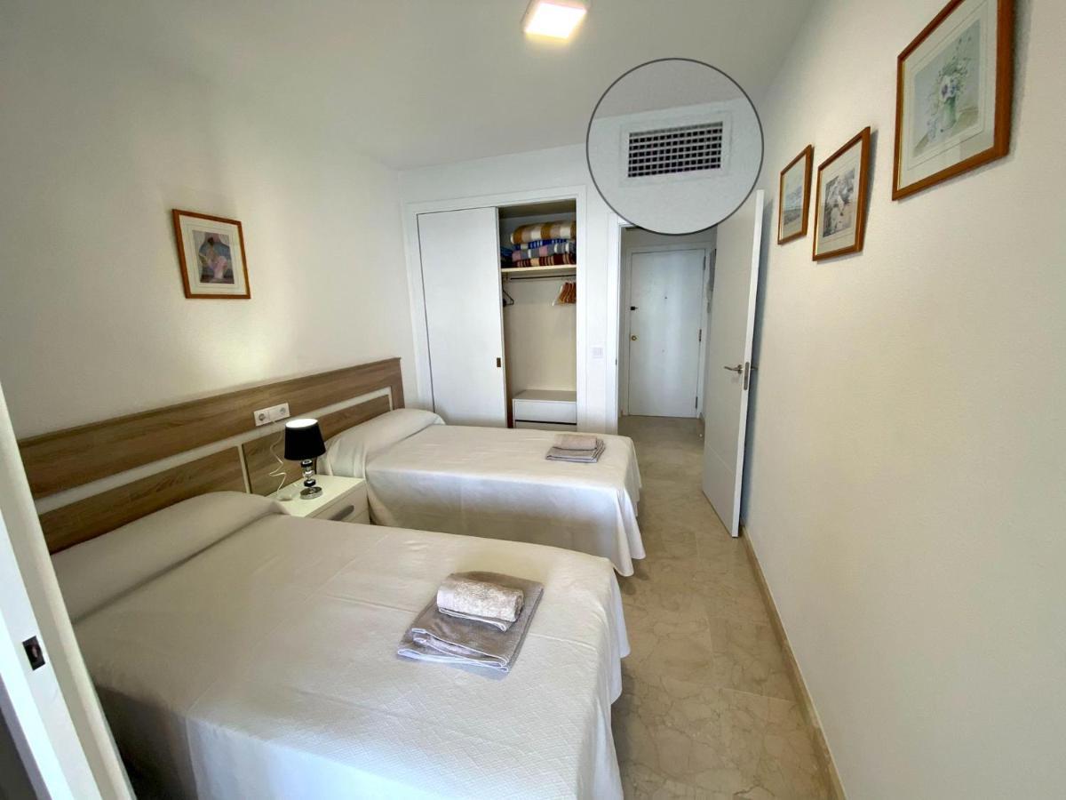 Apartamento Torre Levante, Primera Linea De Playa Benidorm Eksteriør bilde