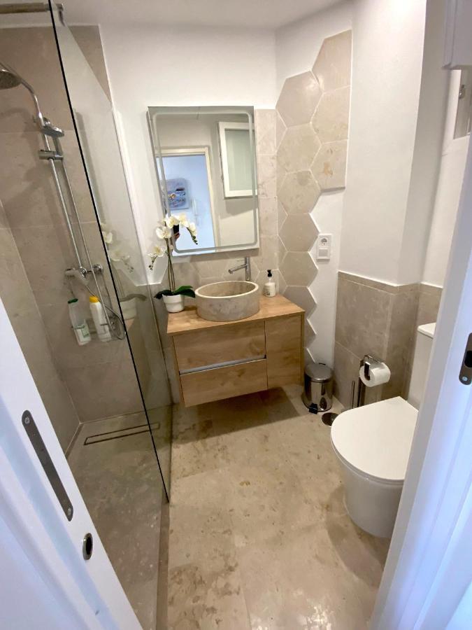 Apartamento Torre Levante, Primera Linea De Playa Benidorm Eksteriør bilde