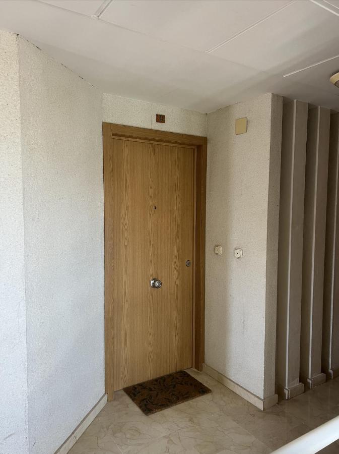 Apartamento Torre Levante, Primera Linea De Playa Benidorm Eksteriør bilde